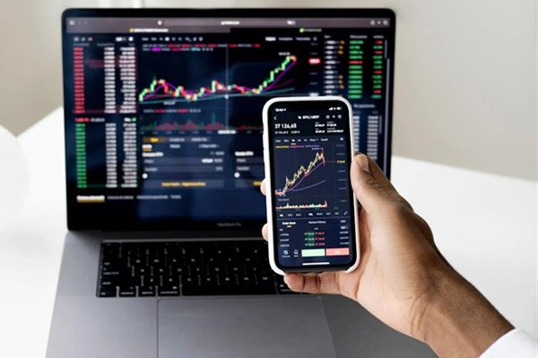中俄貿(mào)易額超2400億美元，同比增長26.3%